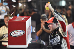 Race winner Alex Bowman, Chip Ganassi Racing Chevrolet