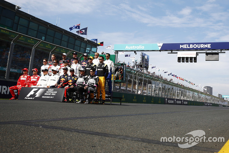 Foto de grupo de pilotos F1 2017