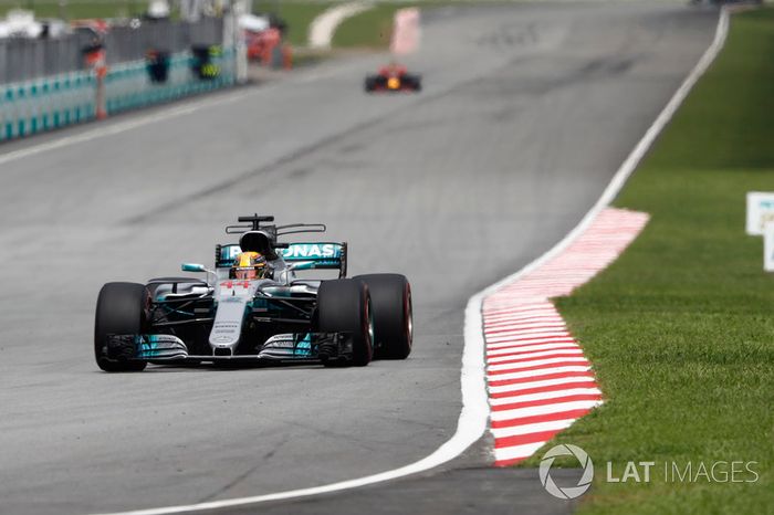 Lewis Hamilton, Mercedes AMG F1 W08