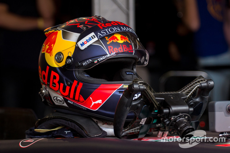 Casque de Max Verstappen lors des Jumbo Racing Days