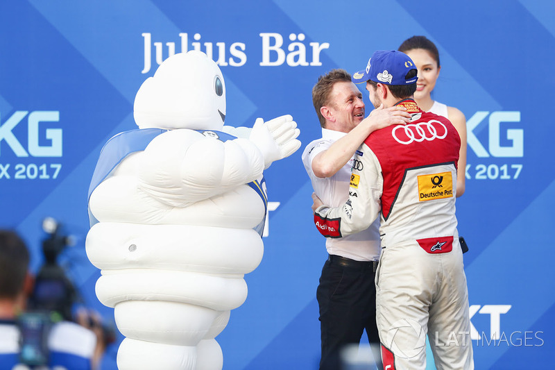 Allan McNish, Team Principal, Audi Sport Abt Schaeffler, Daniel Abt, Audi Sport ABT Schaeffler, celebra