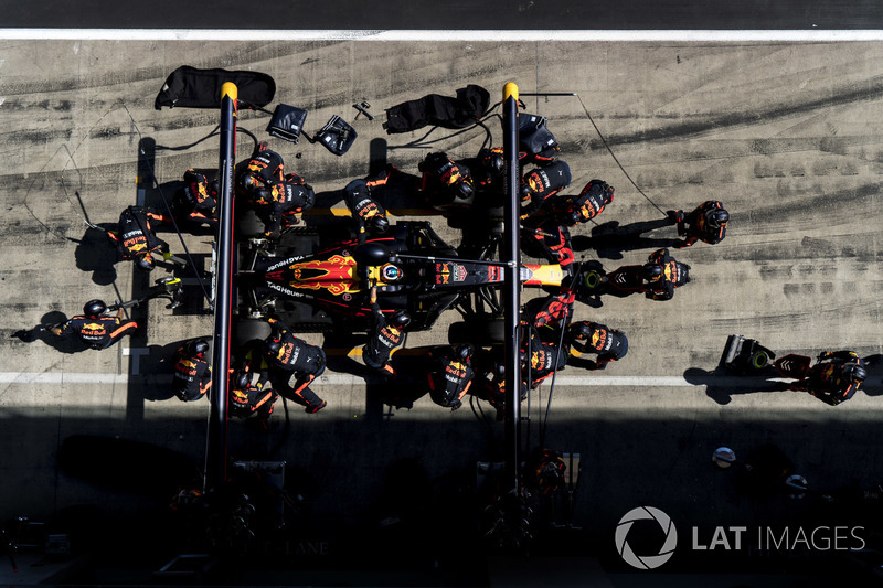 9º Red Bull Racing (2:18)