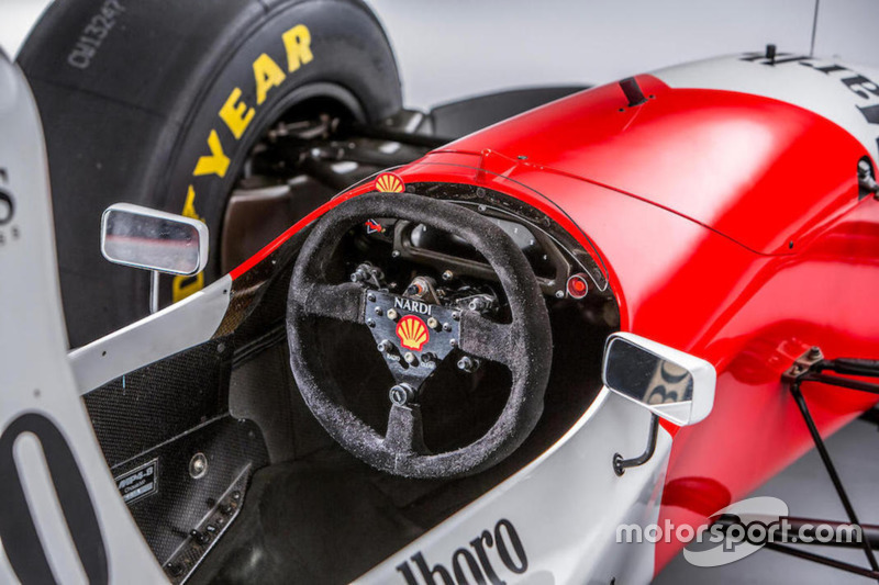 McLaren-Cosworth Ford MP4/8A 1993 bekas Ayrton Senna