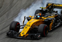 Carlos Sainz Jr., Renault Sport F1 Team RS17, va al bloccaggio dei freni