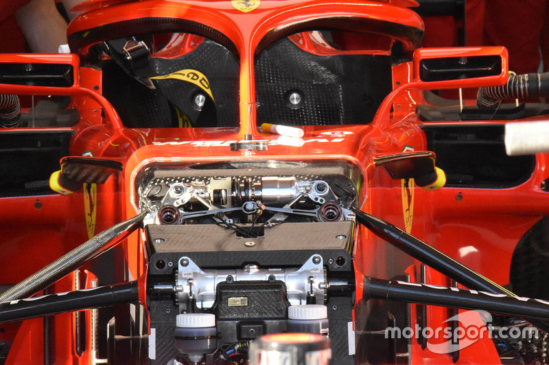 Ferrari SF71H ophanging vooraan