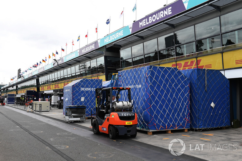 Freight in pit lane