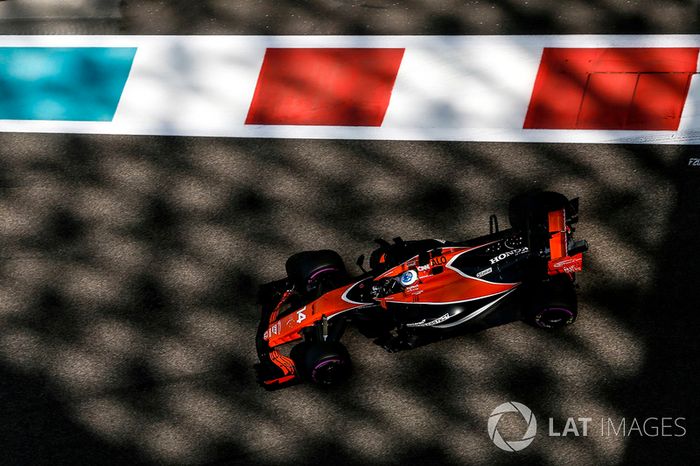 Fernando Alonso, McLaren MCL32