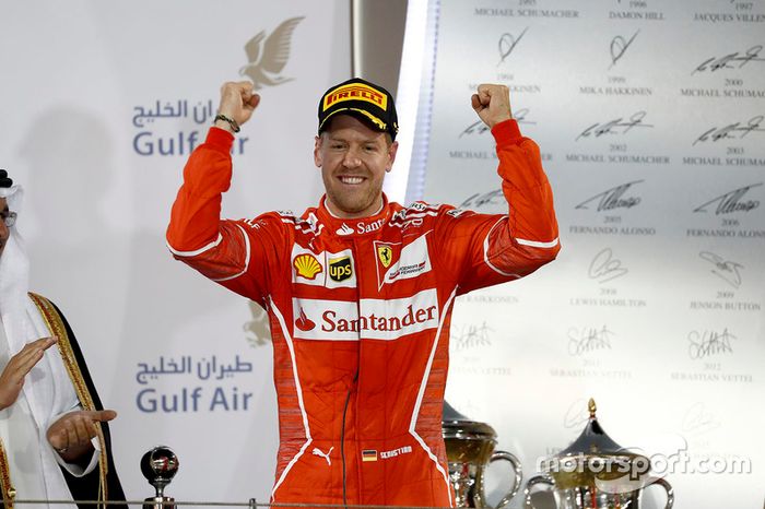 Podio: ganador Sebastian Vettel, Ferrari