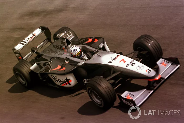 10: David Coulthard: 164 grandes premios (el 66,67% de los disputados)