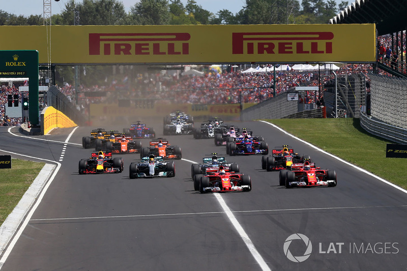 Sebastian Vettel, Ferrari SF70-H líder en la arrancada