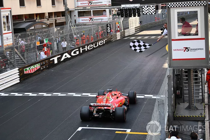 Ganador de la carrera Sebastian Vettel, Ferrari SF70-H
