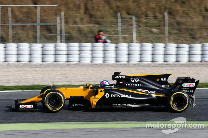 Jolyon Palmer, Renault Sport F1 Team RS17 running sensor equipment