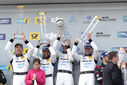 Les vainqueurs : #4 AMG-Team Black Falcon, Mercedes-AMG GT3: Bernd Schneider, Maro Engel, Adam Christodoulou, Manuel Metzger
