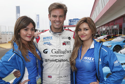 Tom Chilton, Sébastien Loeb Racing, Citroën C-Elysée WTCC, mit den WTCC-Girls