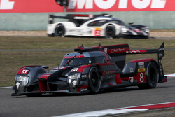#8 Audi Sport Team Joest Audi R18 e-tron quattro: Лукас ди Грасси, Лоик Дюваль, Оливер Джарвис