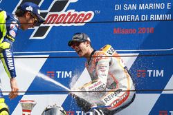 Podio: ganador de la carrera Dani Pedrosa, Repsol Honda Team, segundo lugar Valentino Rossi, Yamaha Factory Racing