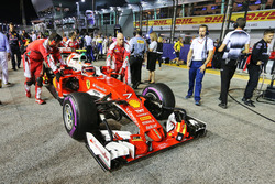 Kimi Raikkonen, Ferrari SF16-H in griglia