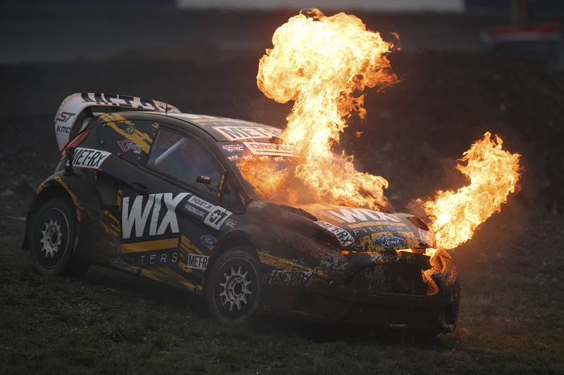 Nelson Piquet Jr., SH Racing Rallycross autója lángokban