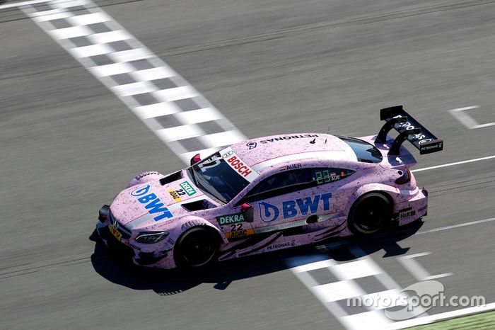 E Lucas Auer, da Mercedes ganhou a segunda bateria, no domingo