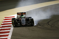 Нико Хюлькенберг, Sahara Force India F1 VJM09 блокирует колеса на торможении