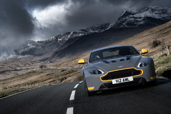 Aston Martin V12 Vantage S