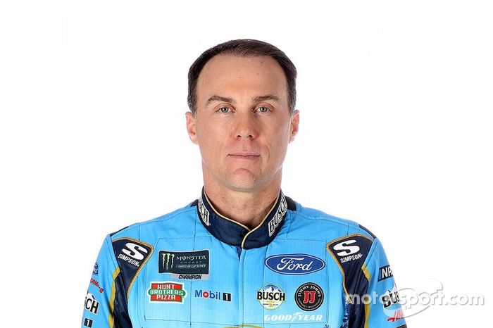 3º - Kevin Harvick - 106 vitórias (45 na Cup, 47 na Xfinity Series e 14 na Truck Series)