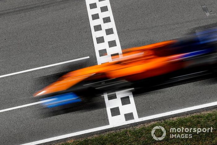 Carlos Sainz Jr., McLaren MCL34