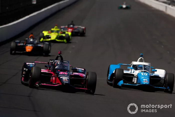 Helio Castroneves, Meyer Shank Racing Honda, Alex Palou, Chip Ganassi Racing Honda