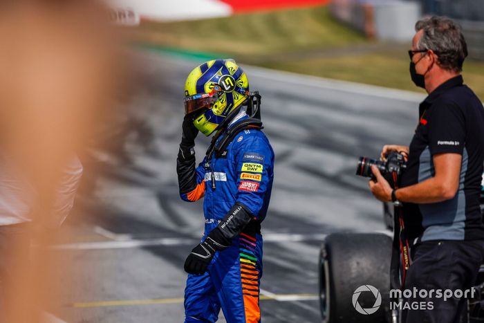 Tercer lugar Lando Norris, McLaren celebra en Parc Ferme