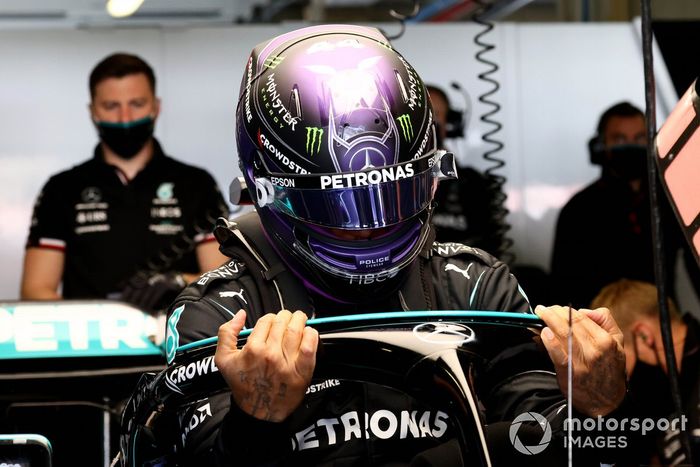 Lewis Hamilton, Mercedes W12