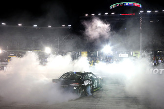 Kurt Busch, Stewart-Haas Racing, Ford Fusion Monster Energy / Haas Automation