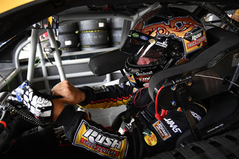 Clint Bowyer, Stewart-Haas Racing, Chevrolet Camaro Rush Truck Centers