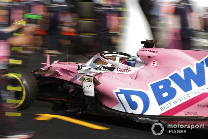 Sergio Pérez, Racing Point RP20, en pits