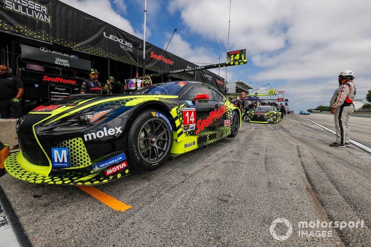 #14 VasserSullivan Lexus RC F GT3: Jack Hawksworth, Ben Barnicoat