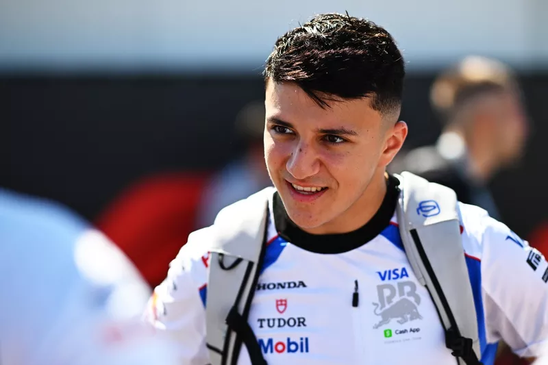 Isack Hadjar, Racing Bulls