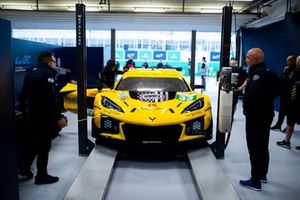 #33 TF Sport Corvette Z06 LMGT3.R: Ben Keating, Jonny Edgar, Daniel Juncadella