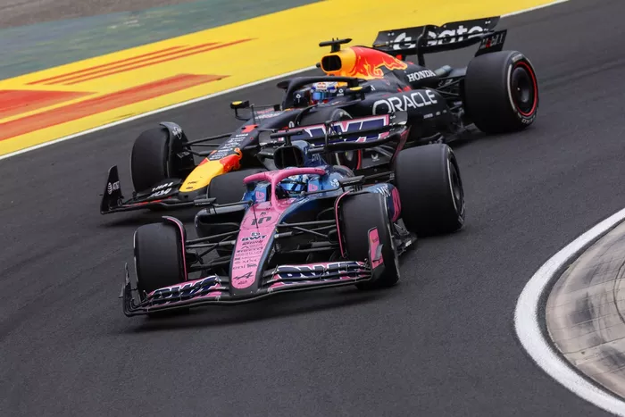 Max Verstappen, Red Bull Racing, Pierre Gasly, Alpine