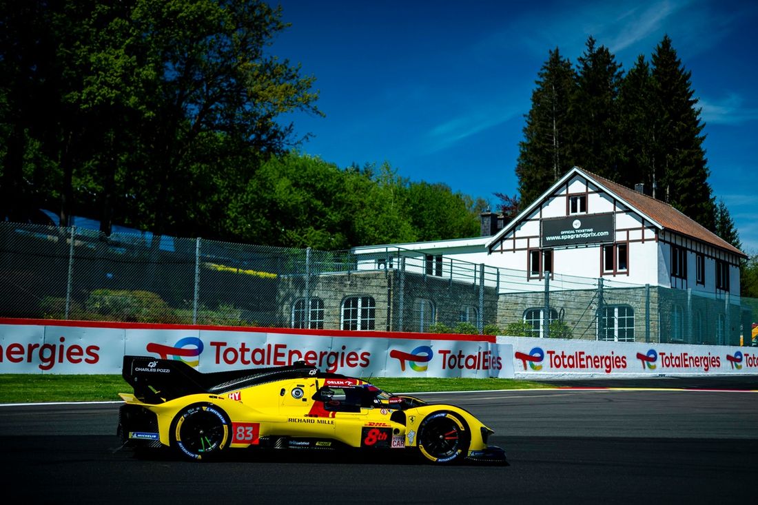 #83 AF Corse Ferrari 499P: Robert Kubica, Yifei Ye, Philip Hanson