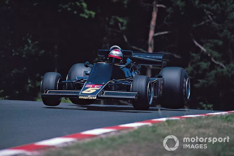 Mario Andretti, Lotus 77 Ford