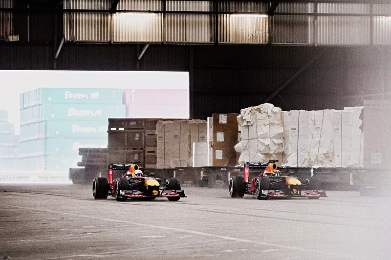 Max Verstappen y Alexander Albon, Red Bull Racing