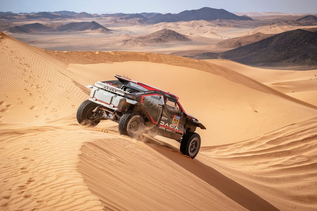 #212 Dacia Sandriders Dacia: Cristina Gutierrez, Pablo Moreno