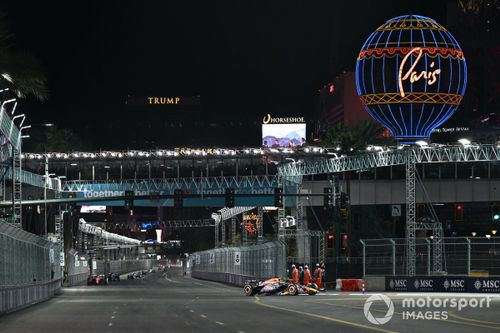 Max Verstappen, Red Bull Racing RB19 