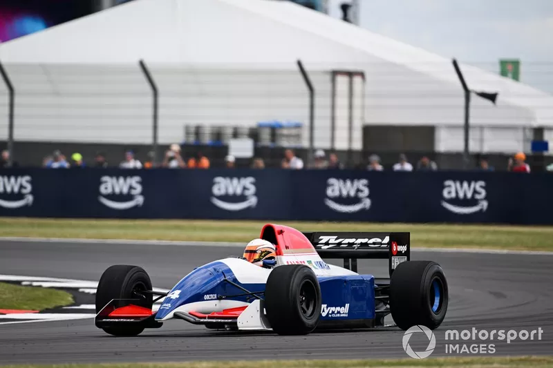 Tyrrell 021 Yamaha 1993