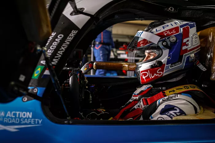 #36 Alpine A480 LMP1: Nicolas Lapierre
