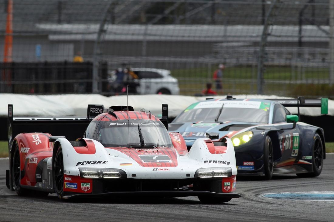 #7 Porsche 963 del equipo Penske Motorsport: Dane Cameron, Felipe Nasr