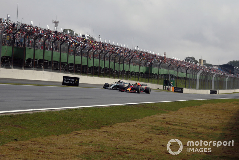 Макс Ферстаппен, Red Bull Racing RB14, Льюіс Хемілтон, Mercedes AMG F1 W09