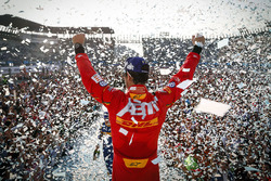 Podium: winner Lucas di Grassi, ABT Schaeffler Audi Sport