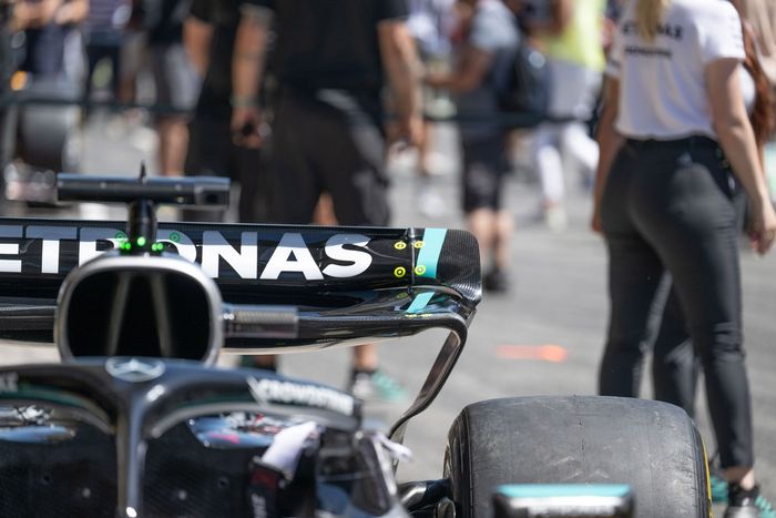 Mercedes W16 technical detail