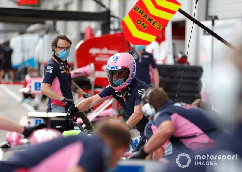 Racing Point practica los pitstops