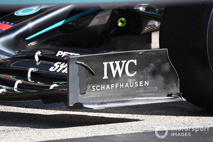 Detalle técnico del Mercedes